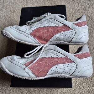 Vintage Puma Nuala Nidra Sneakers in Moonstone/Heat Sz 36